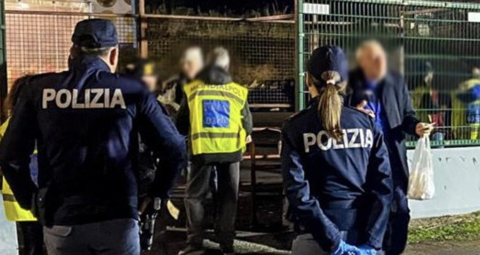 fumogeno Catania-Foggia, 18enne lancia fumogeno: DASPO di 2 anni