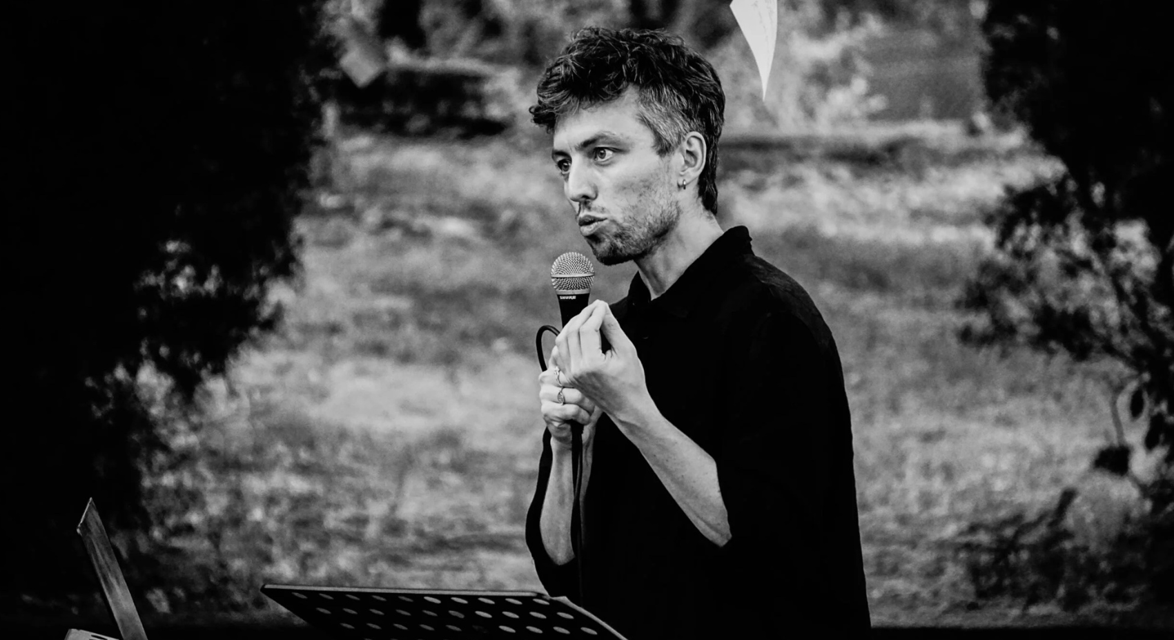 Jacopo Giacomoni “È solo un lungo tramonto” di Giacomoni domani a Catania