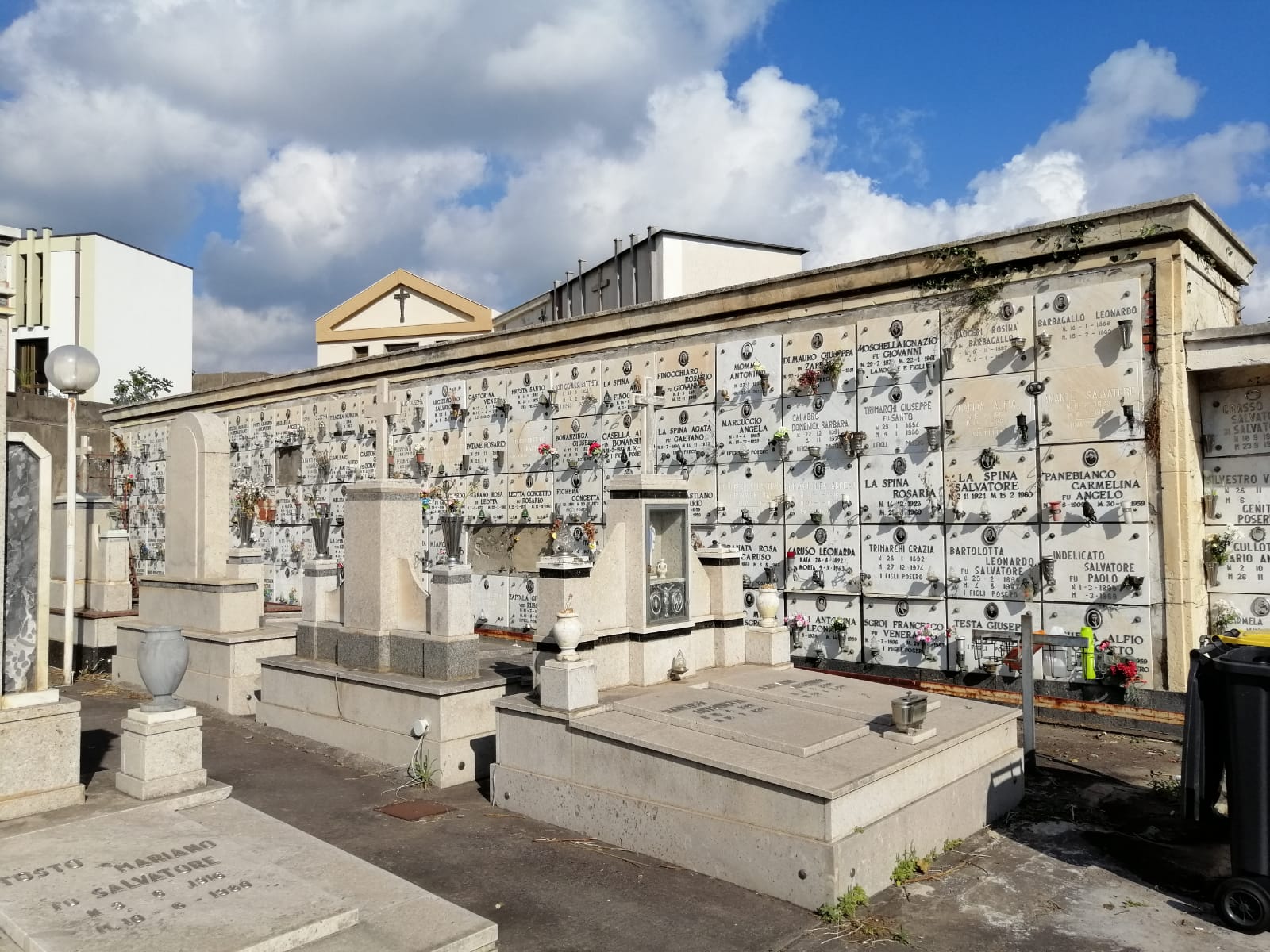Mascali, orari speciali dei cimiteri per Pasqua