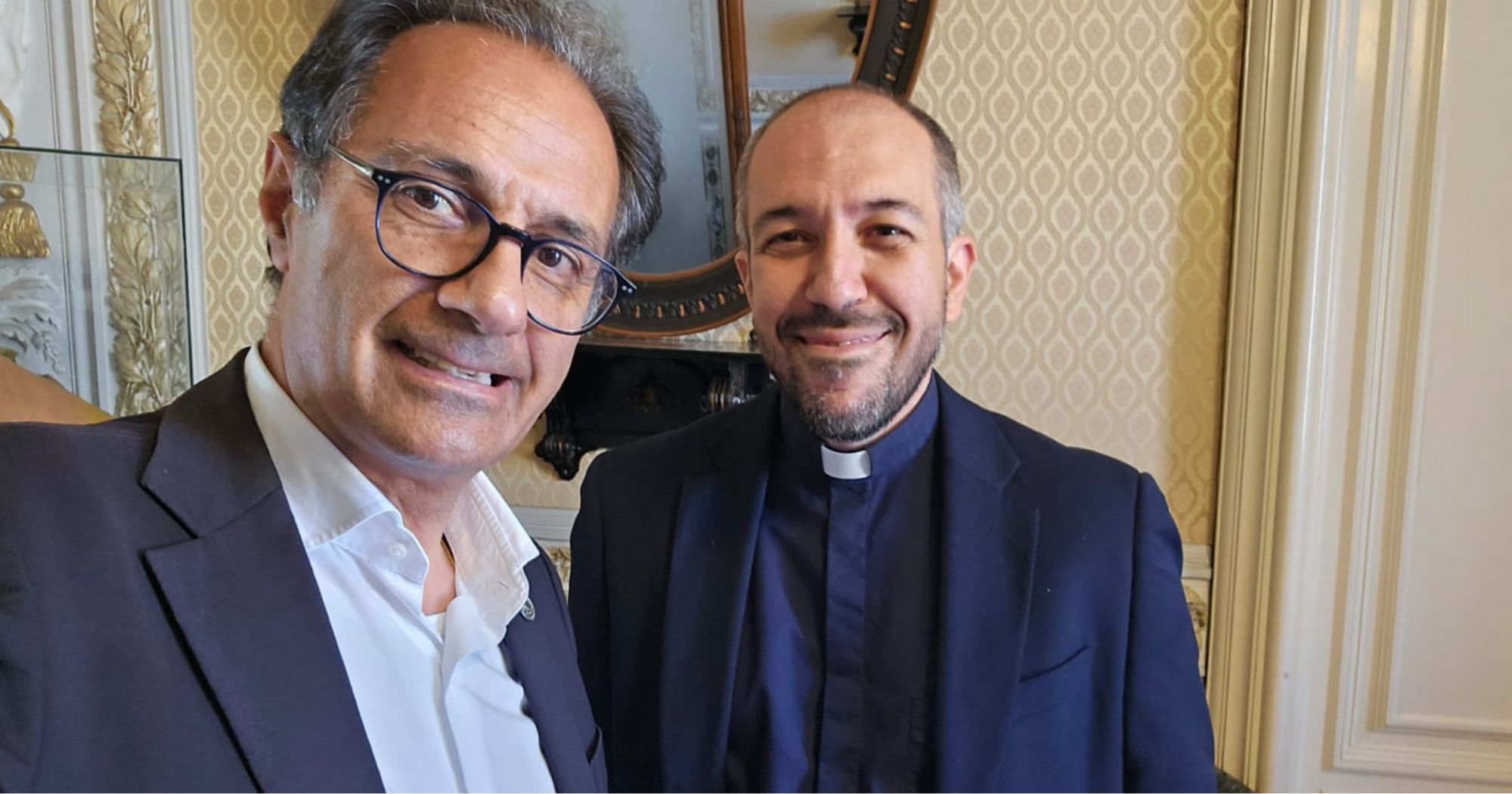 Giarre, presentato il libro “Comunicare”: 20 giornalisti in dialogo con Papa Francesco”