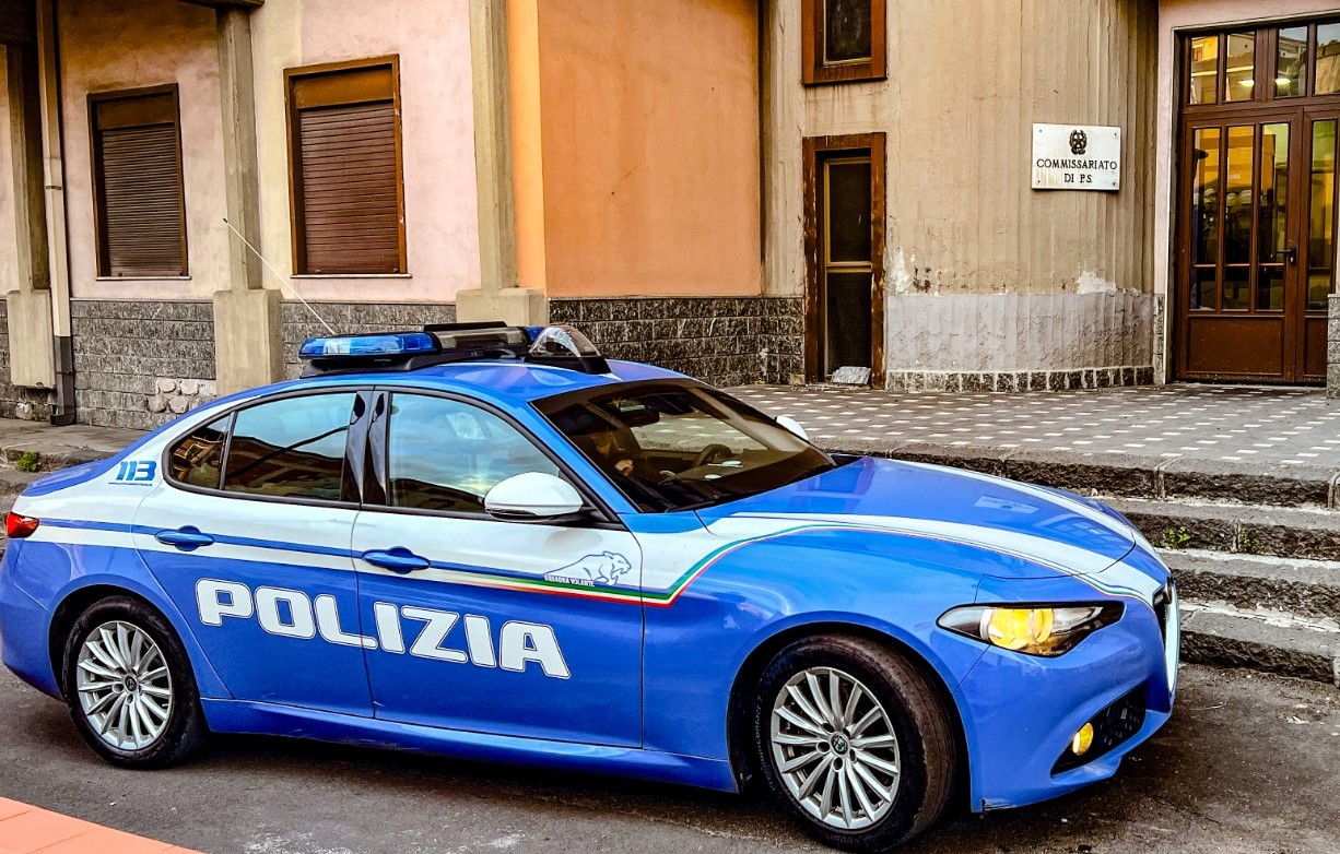 Biancavilla, 18enne tampona scooter per vendetta: denunciato