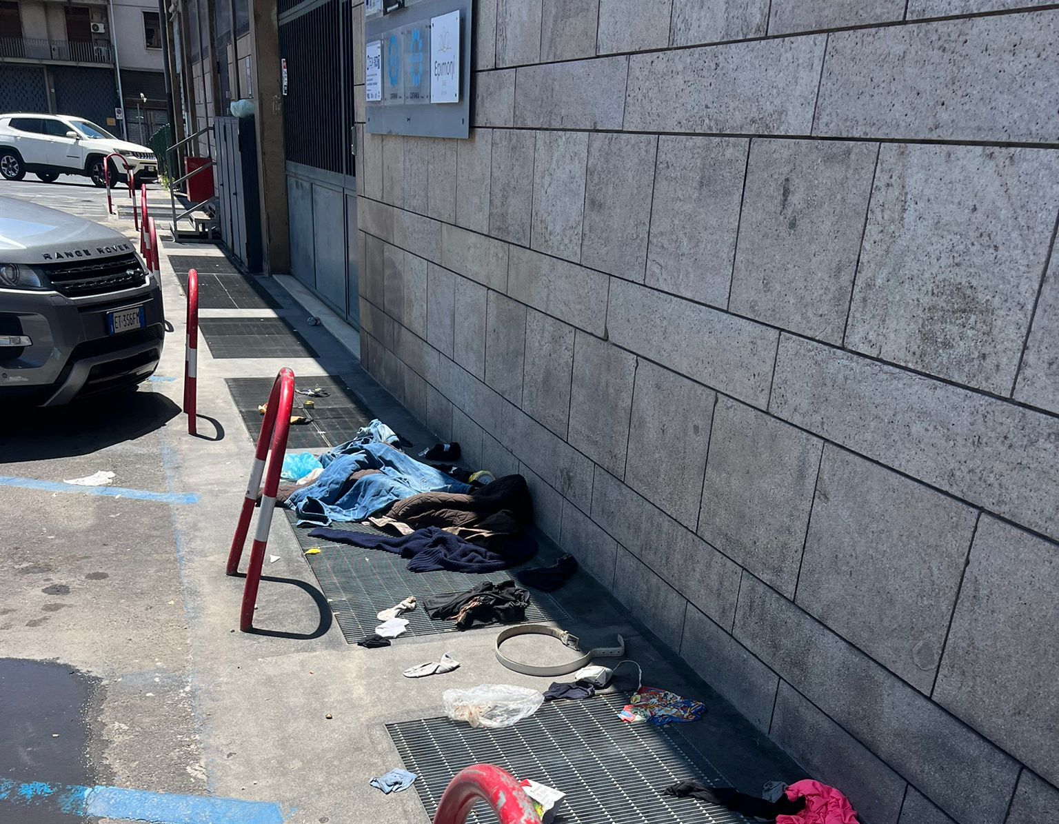 degrado corso sicilia Degrado e insicurezza al parcheggio LIDL di Corso Sicilia