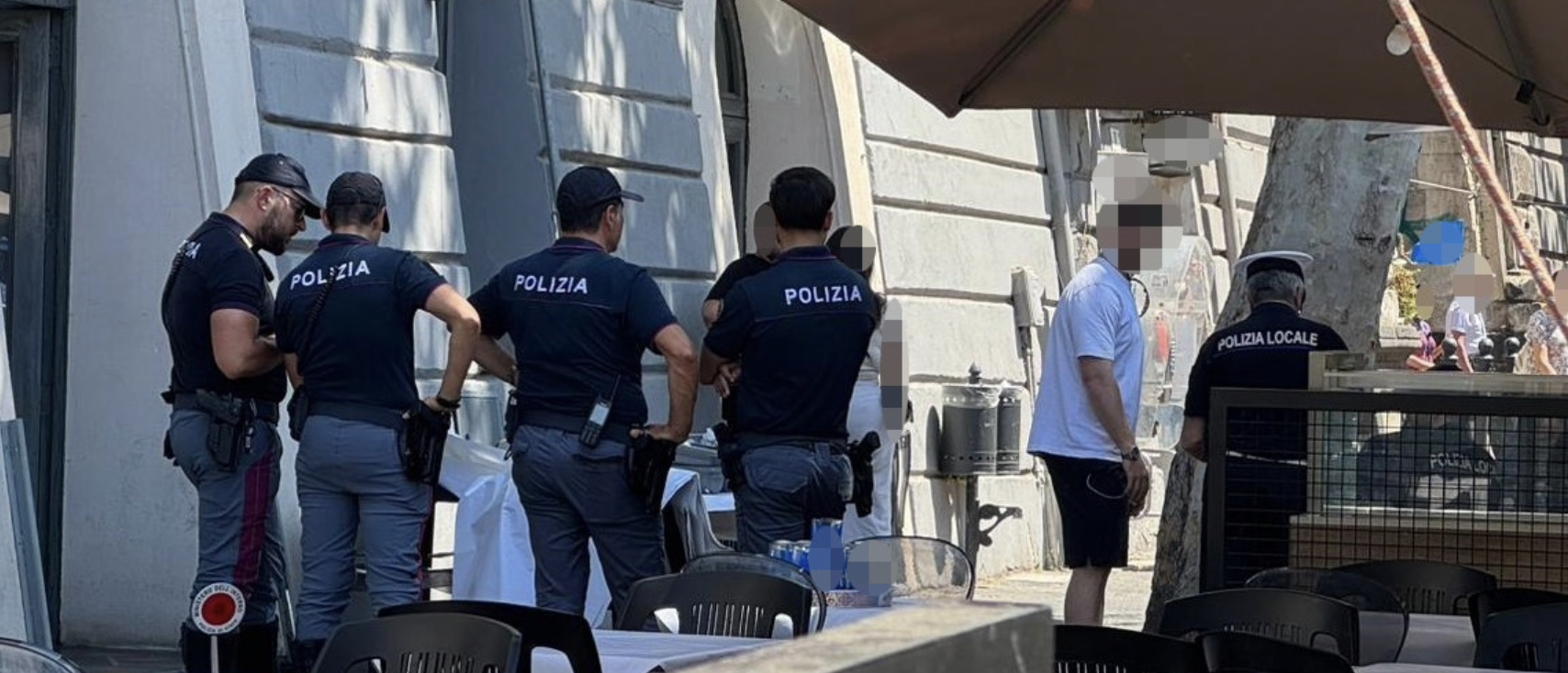 sanzionato ristoratore catania Catania, tavoli e sedie abusivi in strada: sanzionato ristoratore