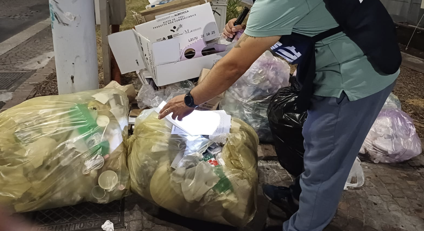 rifiuti catania Catania, oltre 86 sanzioni e due denunci per rifiuti abbandonati