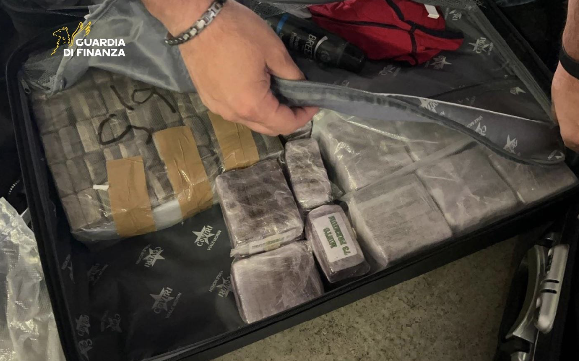 Palermo, sequestrati oltre 70 kg di hashish