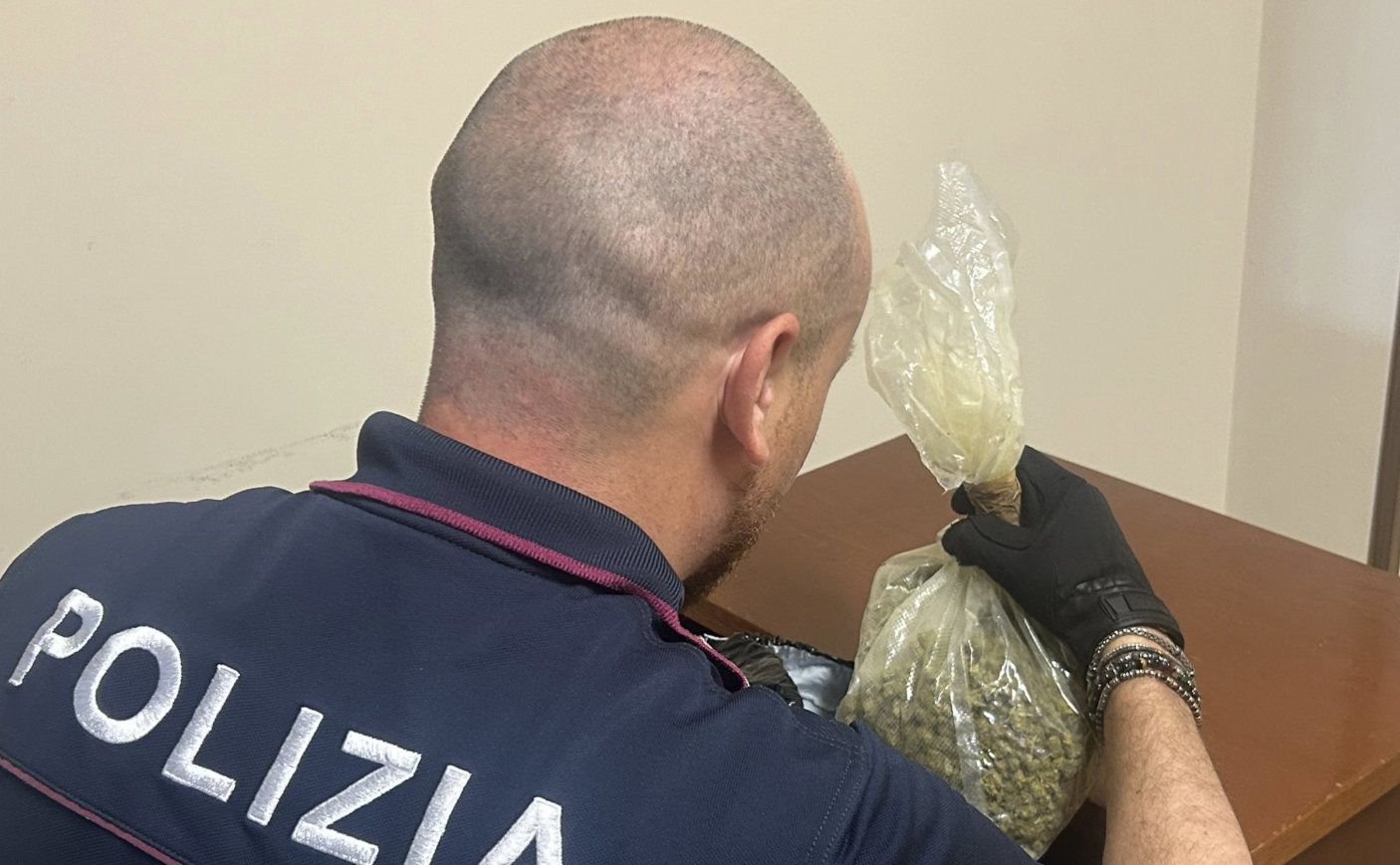 marijuana Catania, 20enne arrestato con 350 grammi di marijuana