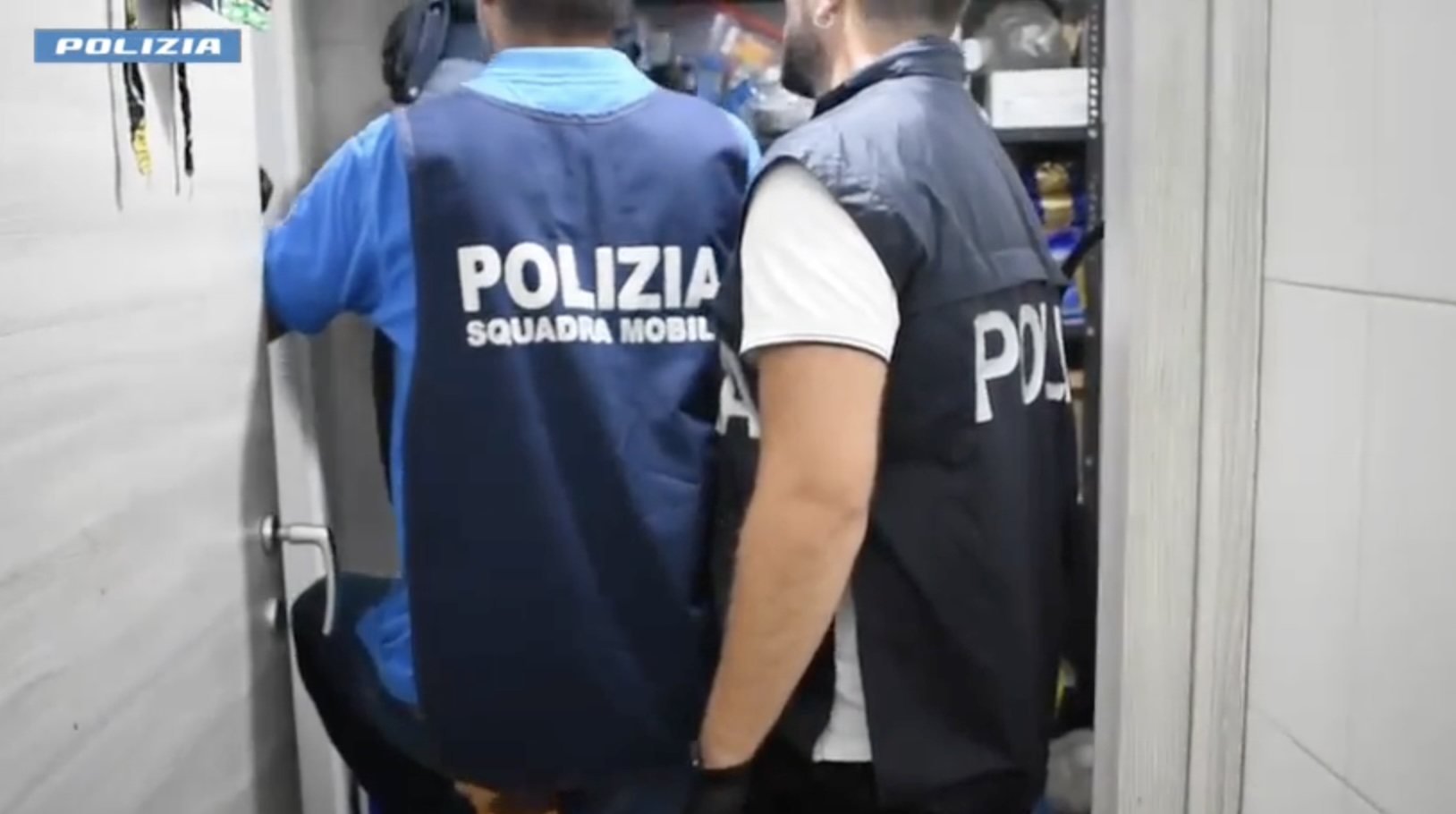 Screenshot Droga nel ristorante: arrestato 38enne a San Berillo