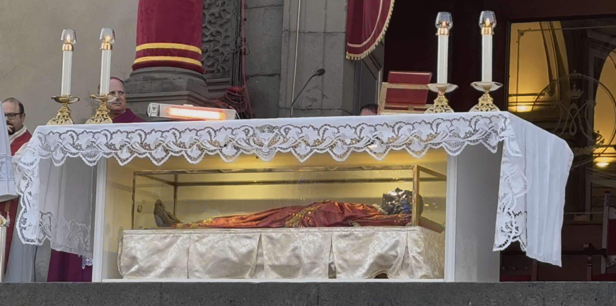Belpasso celebra l’82° Patrocinio di Santa Lucia con una lapide commemorativa