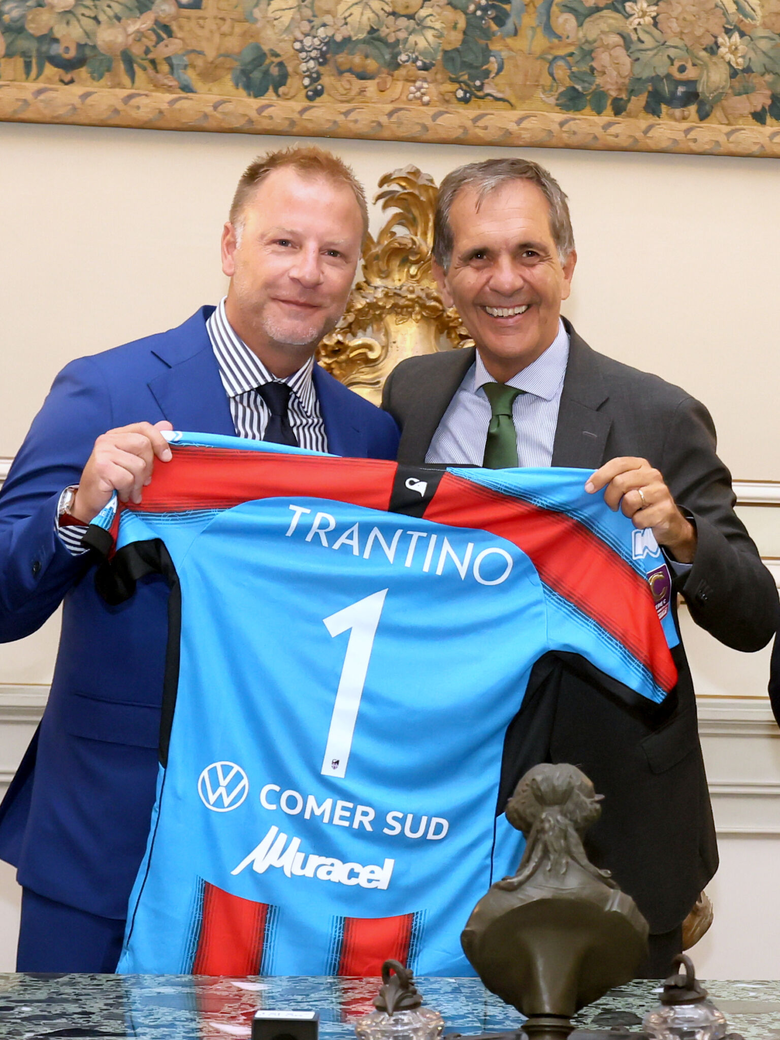 Obiettivo promozione! Presentato al Comune il Catania FC