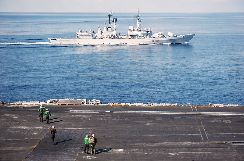 Marina Militare: la nave Francesco Mimbelli in sosta a Siracusa