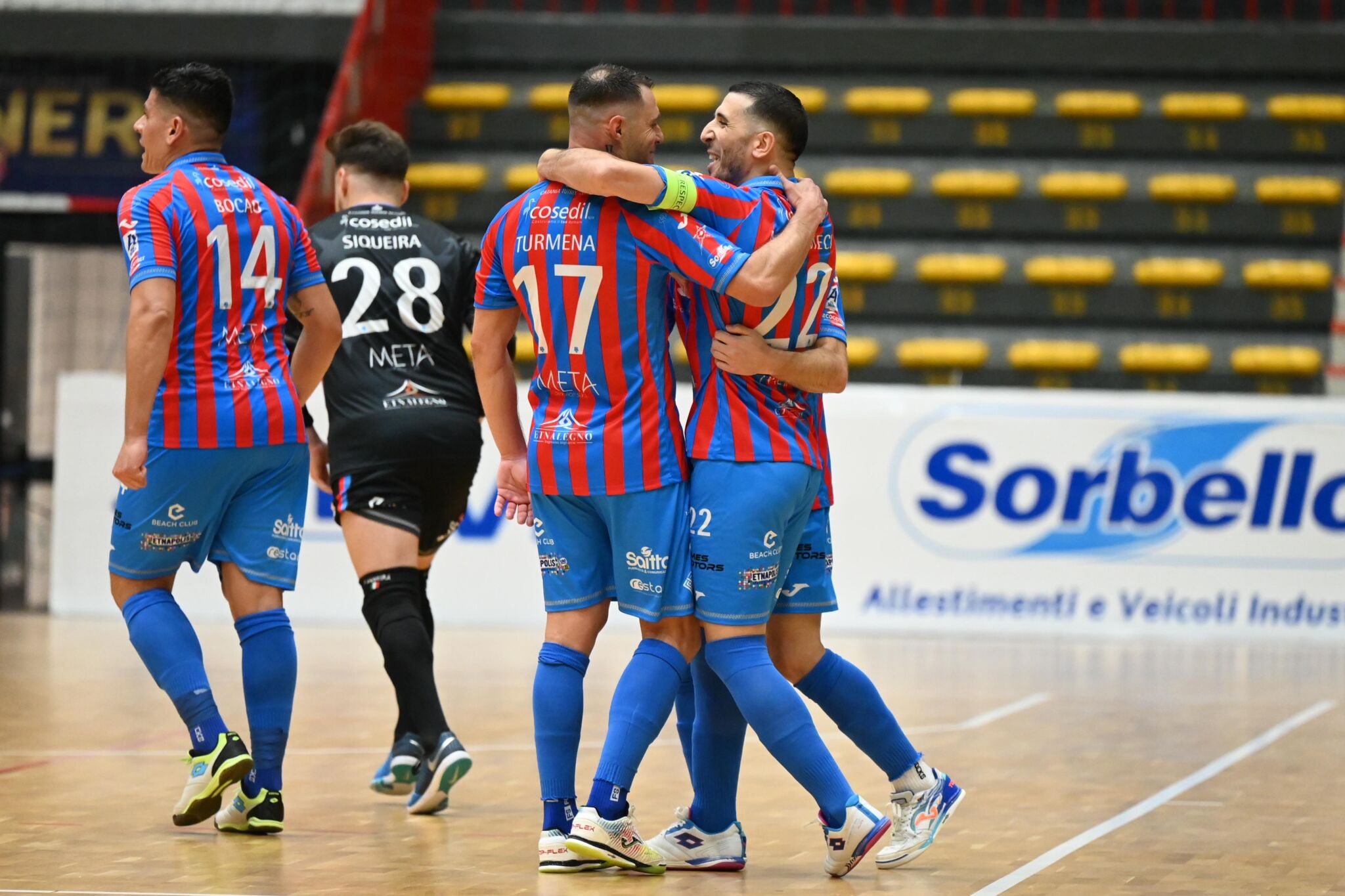 Champions League, la Meta Catania strappa un pari: 3-3 all’AEK