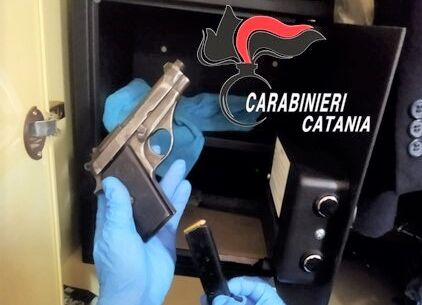 Maniace, arrestato 80enne per detenzione illegale di pistola