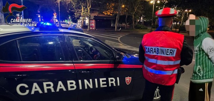 Catania RDM Carabinieri RMB deferiscono 35enne per violazione DASPO urbano