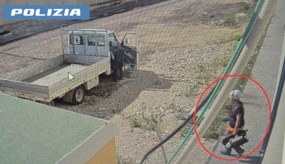 – RUBANO ATTREZZI NEL CANTIERE DOVE LAVORANO 1 Furto in cantiere a Catania: due operai denunciati