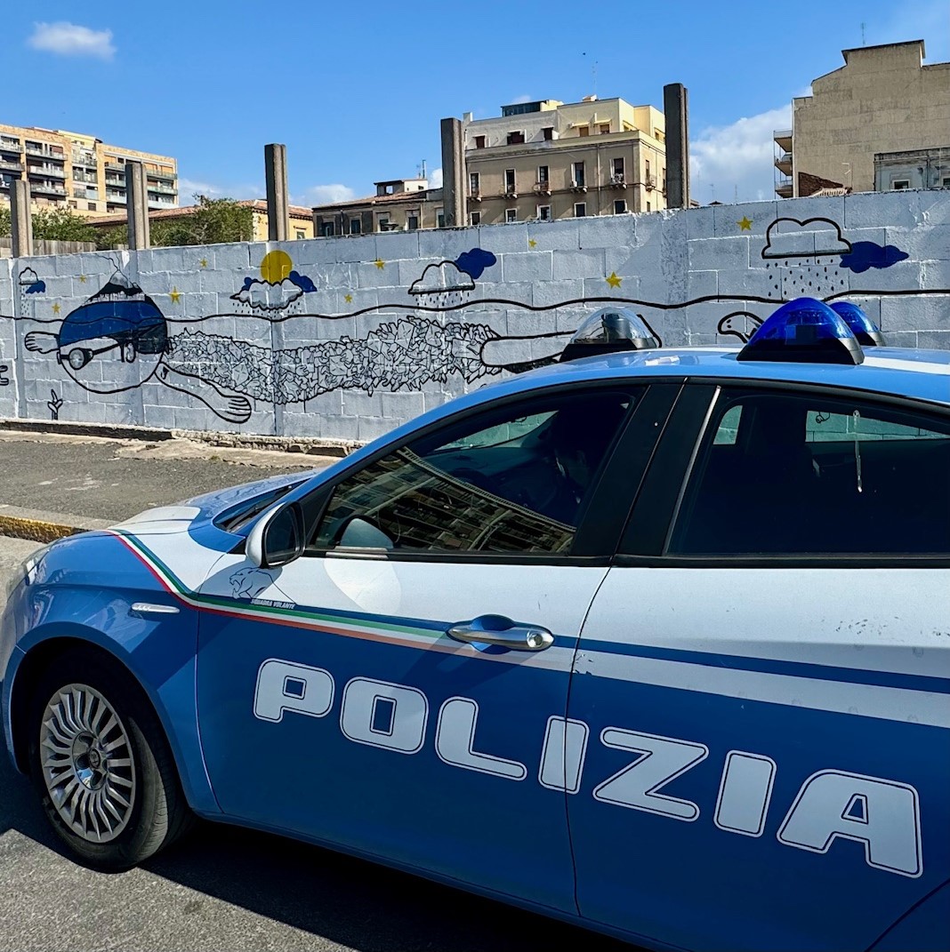 Sorpreso a rubare in un’auto