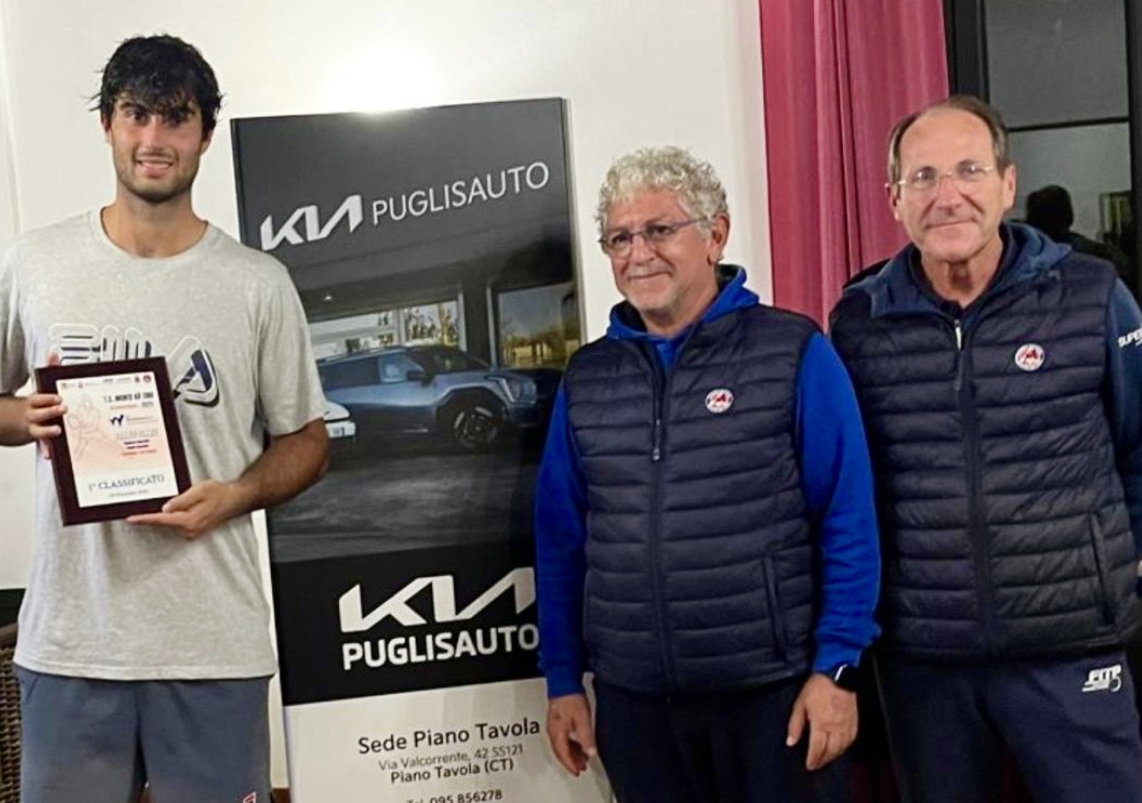 Ferrari vince il singolare maschile di tennis «Città di San Gregorio»
