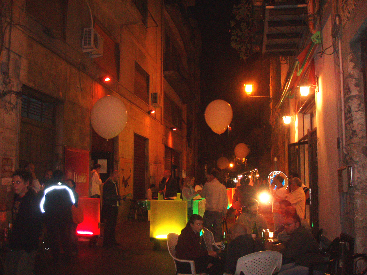 OLYMPUS DIGITAL CAMERA I Calendai compiono 30 anni