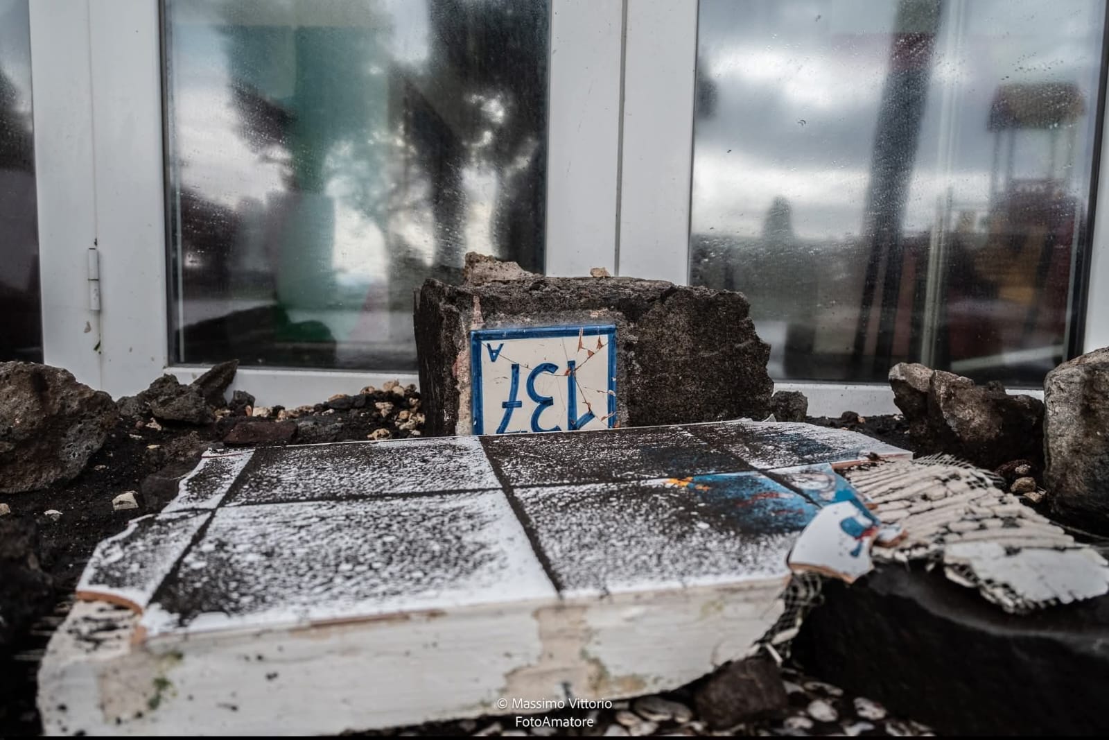 Maltempo Villa Fortuna ferita dal mare: l’appello alla solidarietà