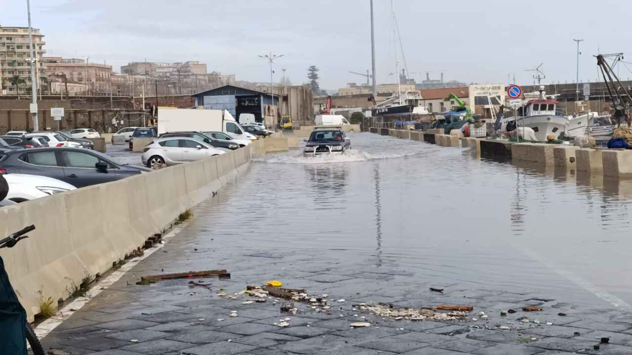 Porto di Catania senza corrente elettrica – 20260121 FreePressOnline Il porto di Catania resta senza energia elettrica