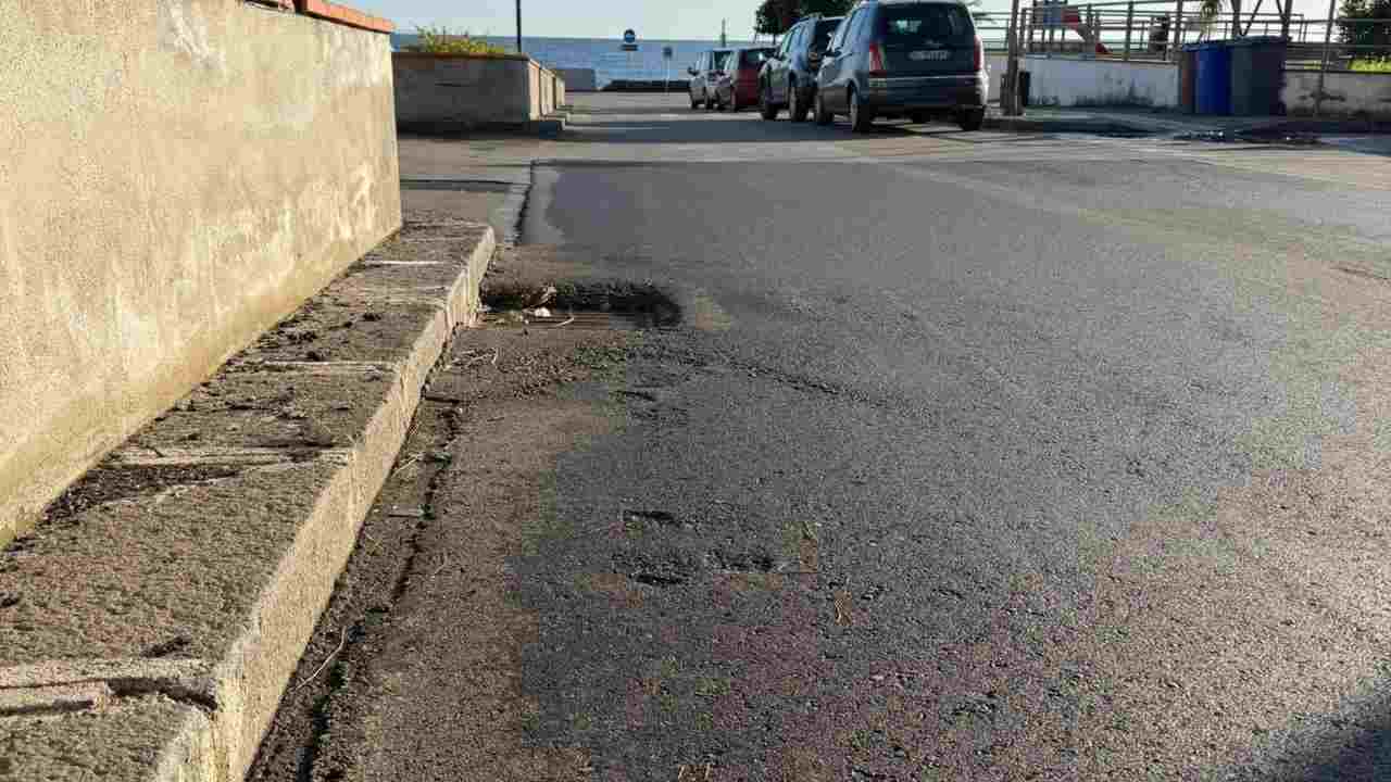 Riposto diffida per manto stradale – 20260115 FreePressOnline Riposto, ripristini stradali non conformi: Comune diffida E-Distribuzione