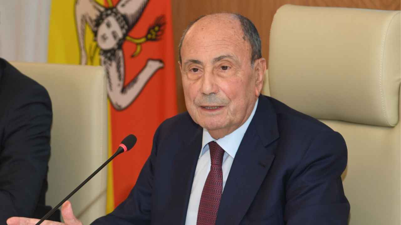 Politiche sociali, 40 milioni di euro per i servizi Asacom: via ai primi pagamenti. Schifani: «Impegno mantenuto»