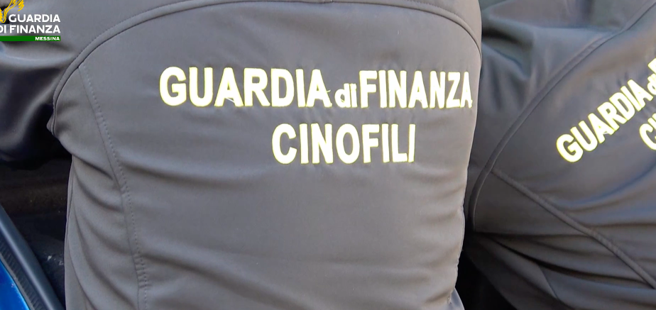 GdiF Messina, arrestato corriere, trasportava hashish sullo Stretto