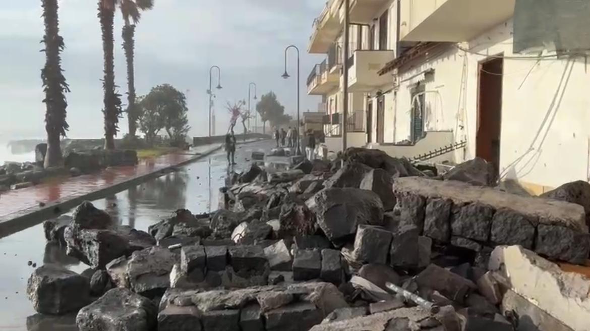 Stazzo Allerta meteo ad Acireale, sindaco invita alla prudenza