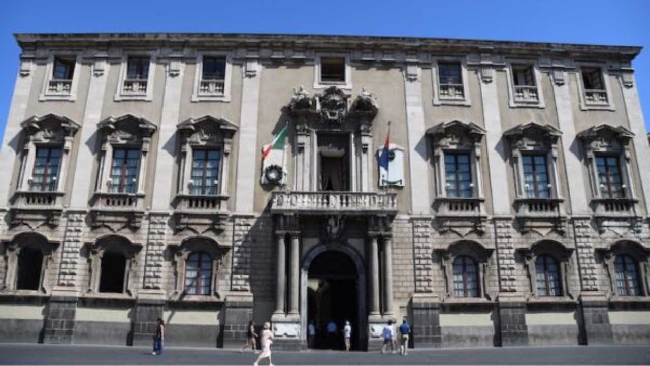 Catania consiglio comunale – 20260226 FreePressOnline Consiglio comunale approva risarcimenti, variazioni di bilancio e mozione