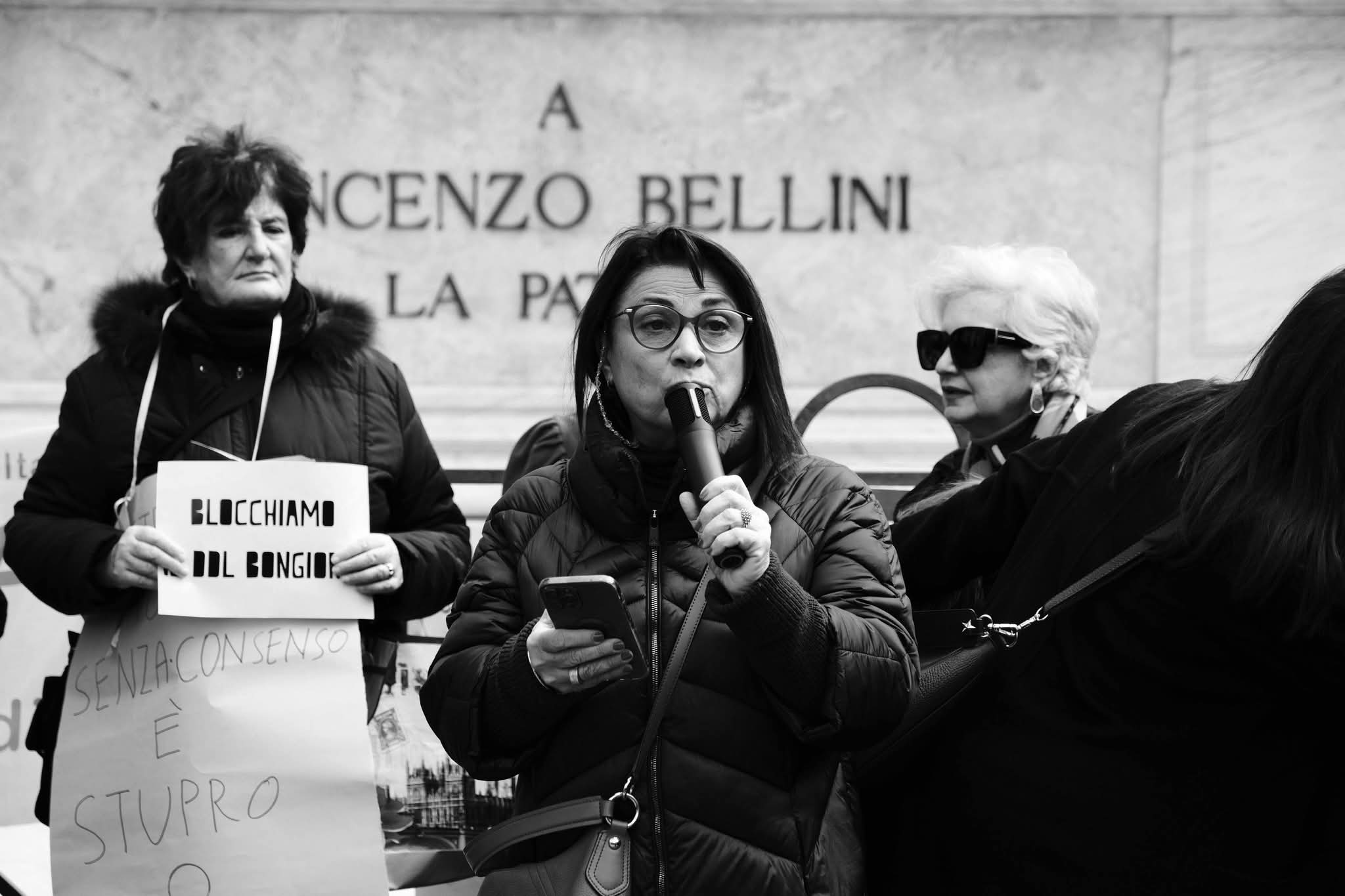 Chiara Petrelli «Senza consenso è stupro»: critica al Ddl Bongiorno