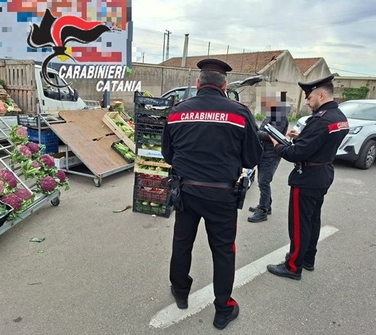 Catania, controlli su abusivismo commerciale