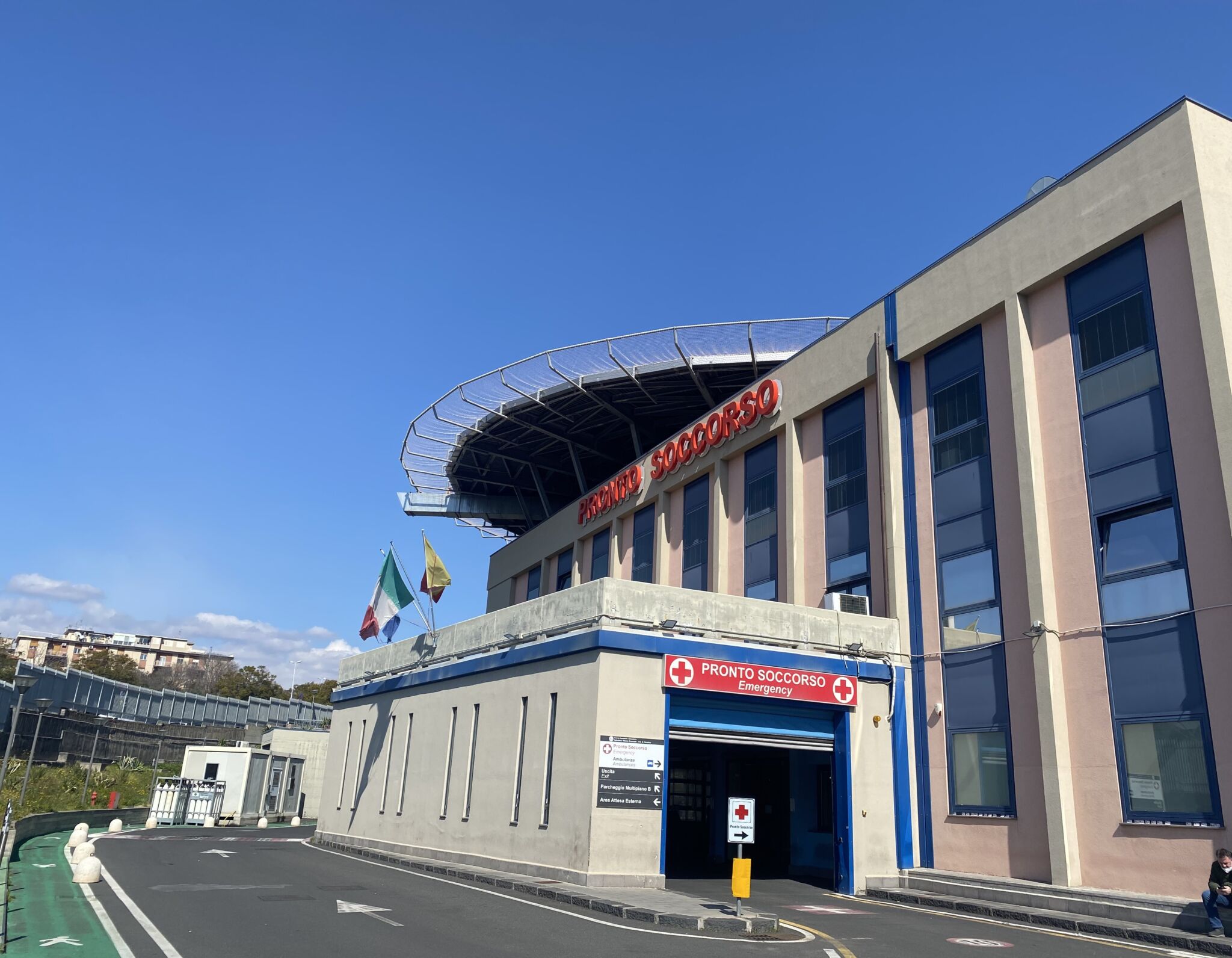 Pronto soccorso policlinico Bodycam anti-aggressione nei pronto soccorso del Policlinico