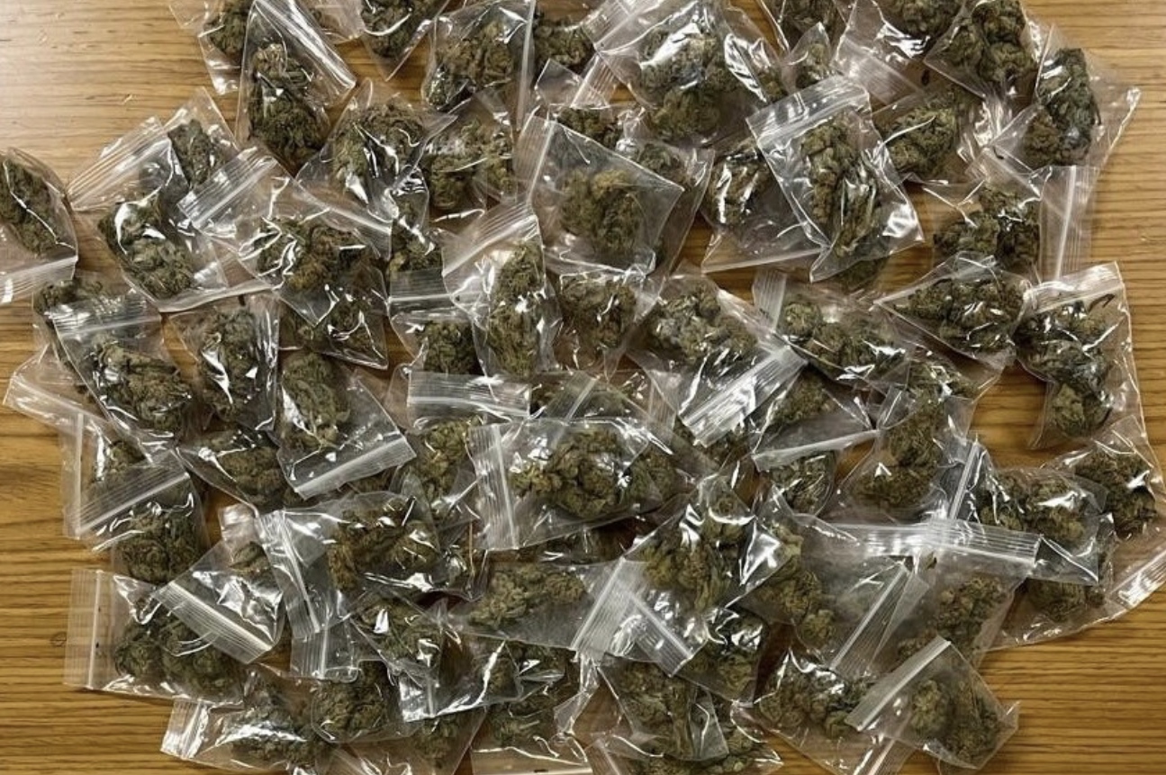 hashish e marijuana Catania, arrestato 36enne con 70 dosi di marijuana e hashish