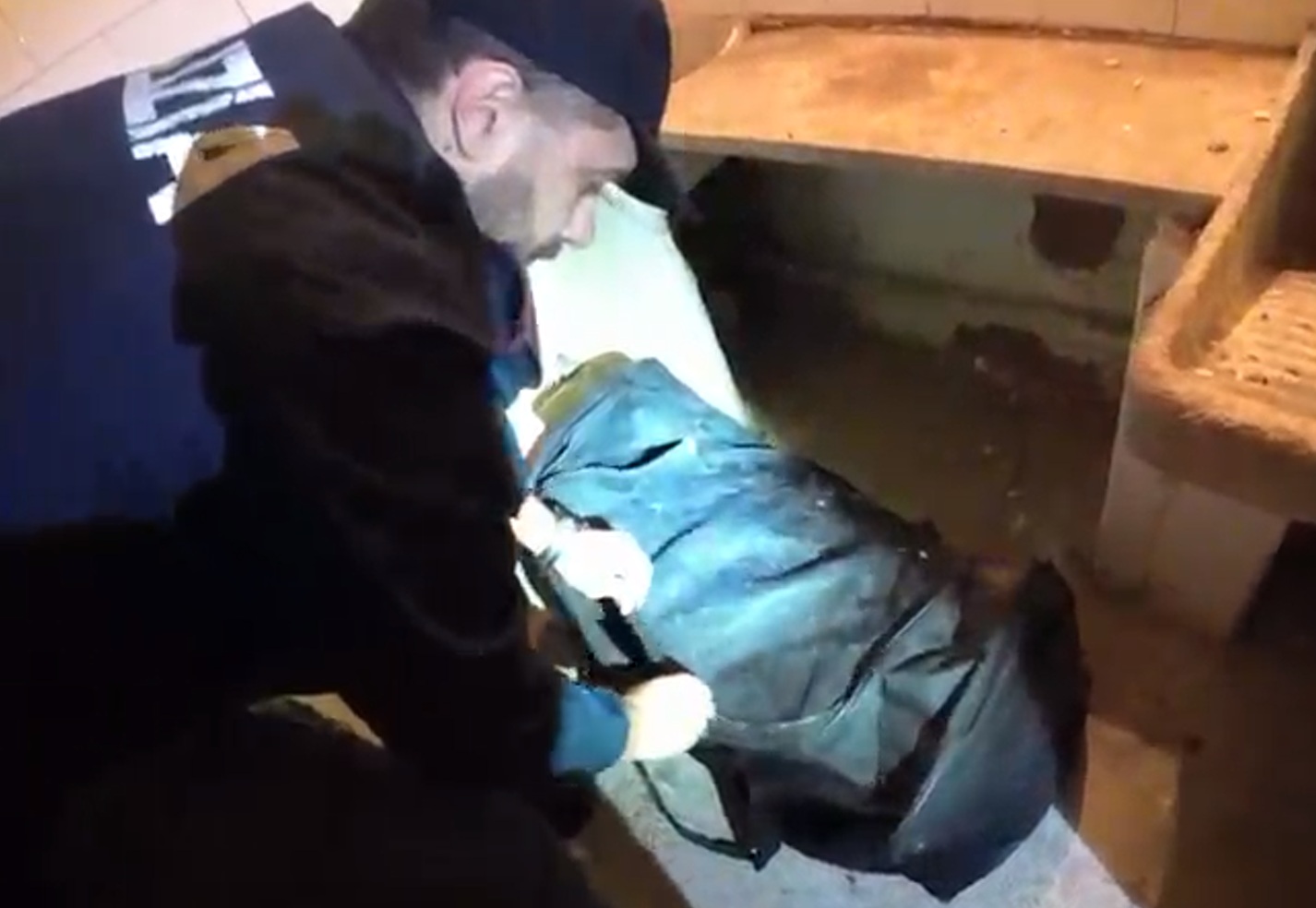 Catania, scoperto deposito con 8,4 kg di marijuana