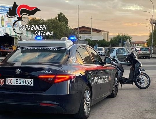 Foto Giarre (CT) (repertorio) Giarre, 19enne arrestato con cocaina e marijuana