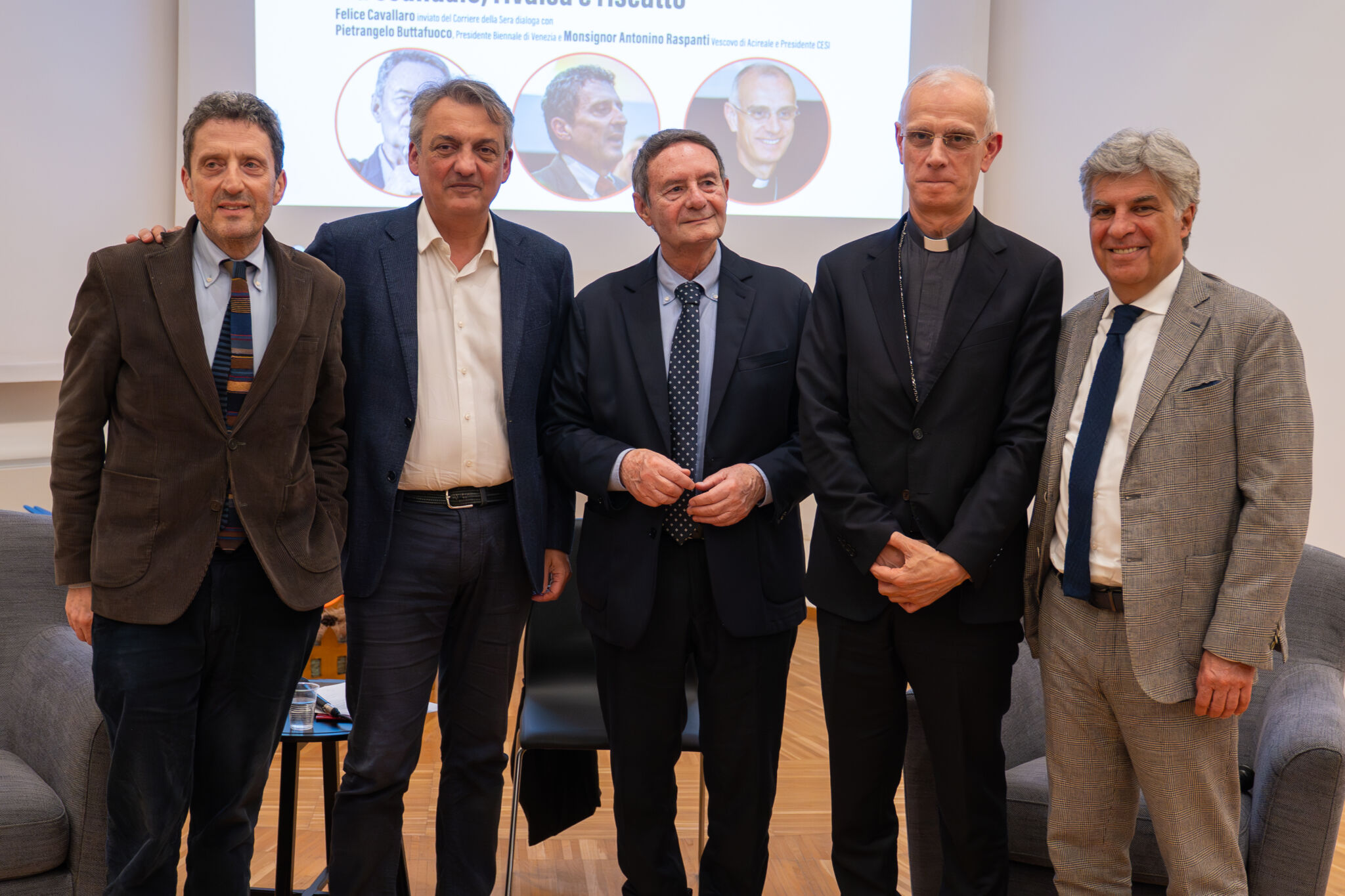 Ad Acireale dibattito sulla sicilitudine