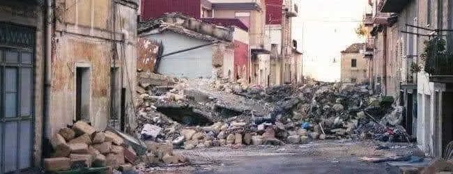 TERREMOTO DI SANTA LUCIA.jpg Il terremoto di Santa Lucia proroga i lavori del tavolo tecnico
