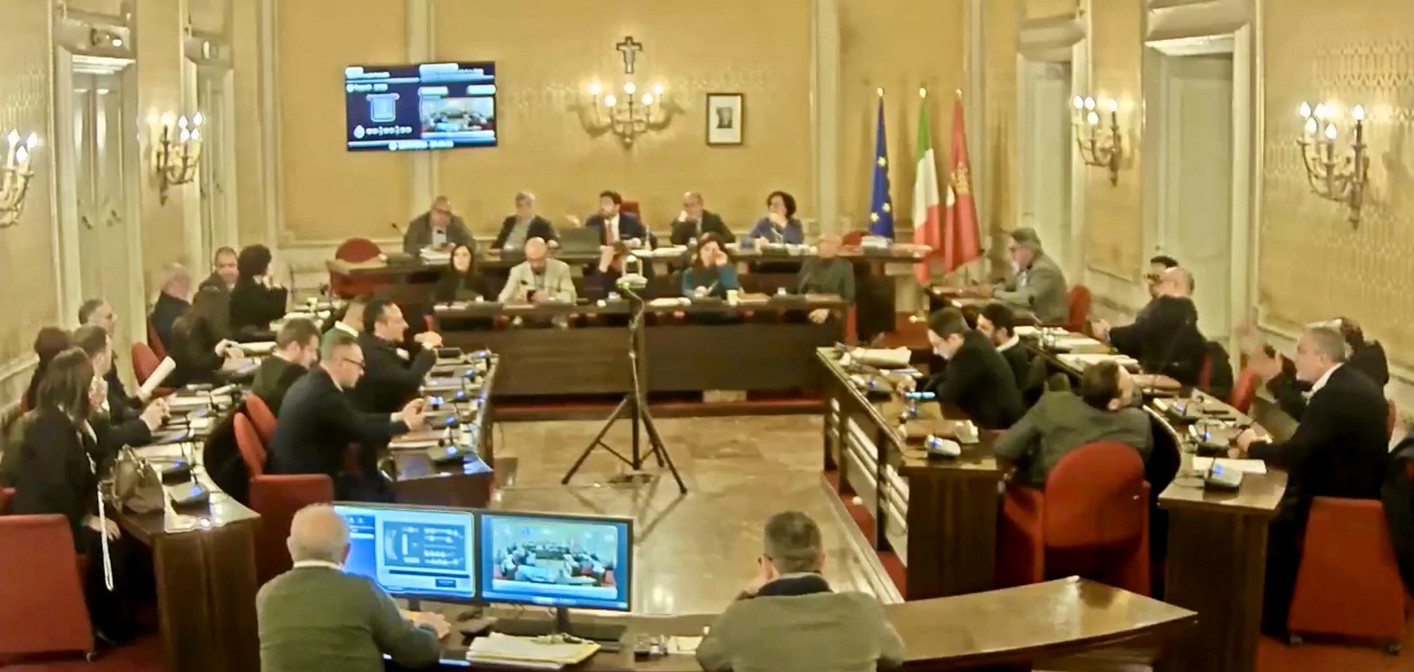 consiglio comunale Acireale approva la rottamazione delle entrate locali