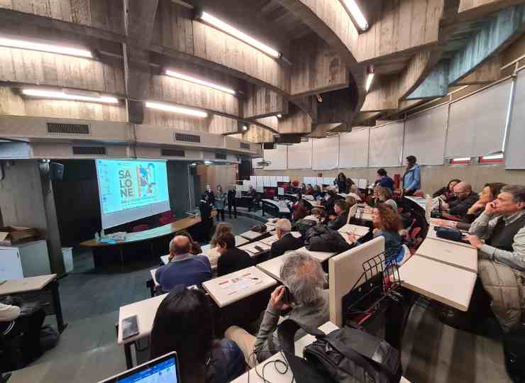 Bagno di folla orientamento universitario- FreePressOnline