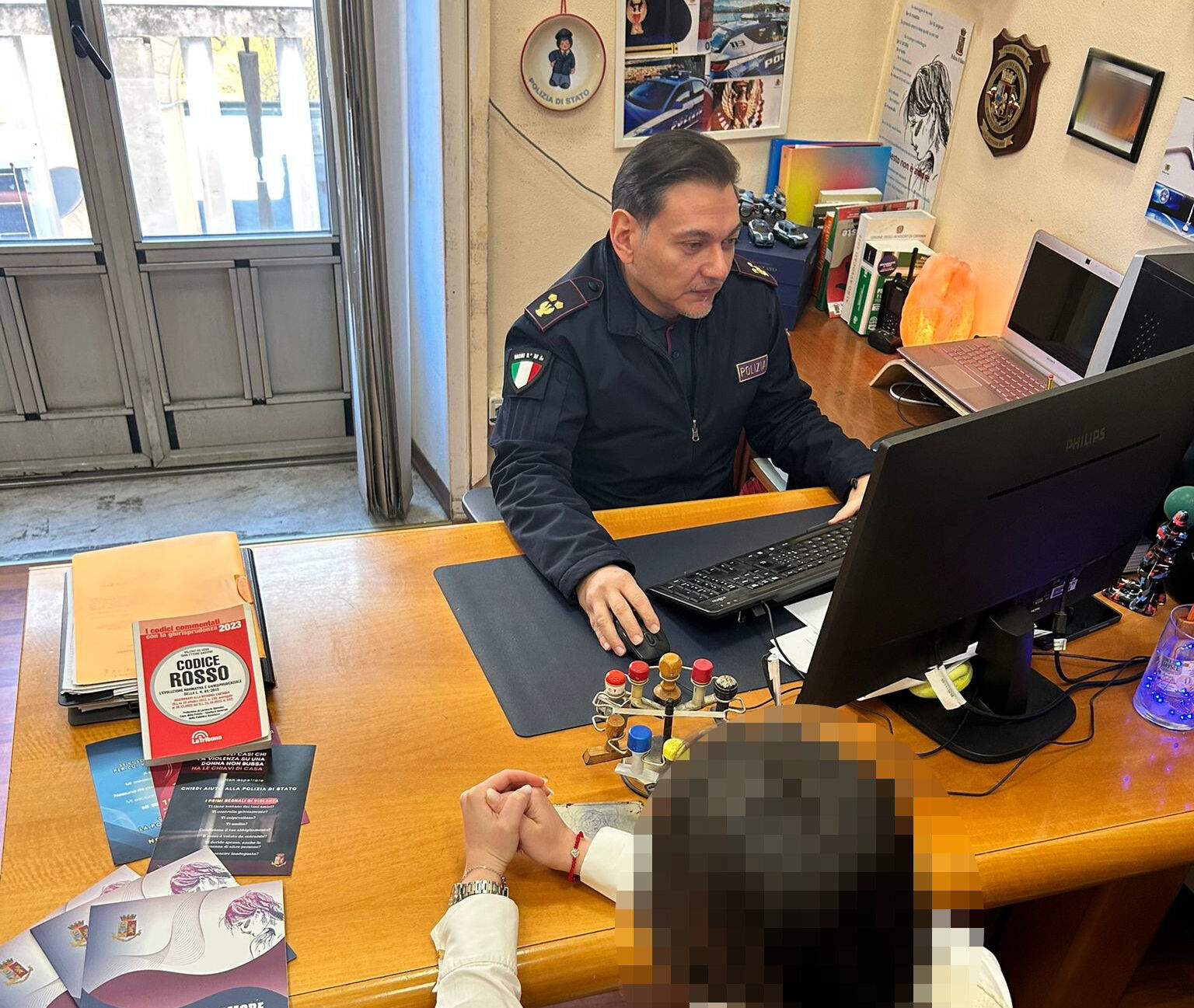 Violenza sessuale ad Acireale, arrestato 70enne