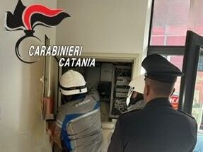 Panineria alimentata con corrente rubata