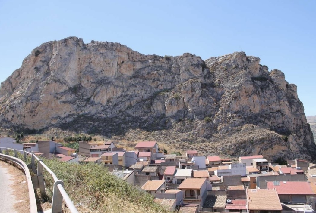 Marineo: lavori rocca al via contro frane e rischi