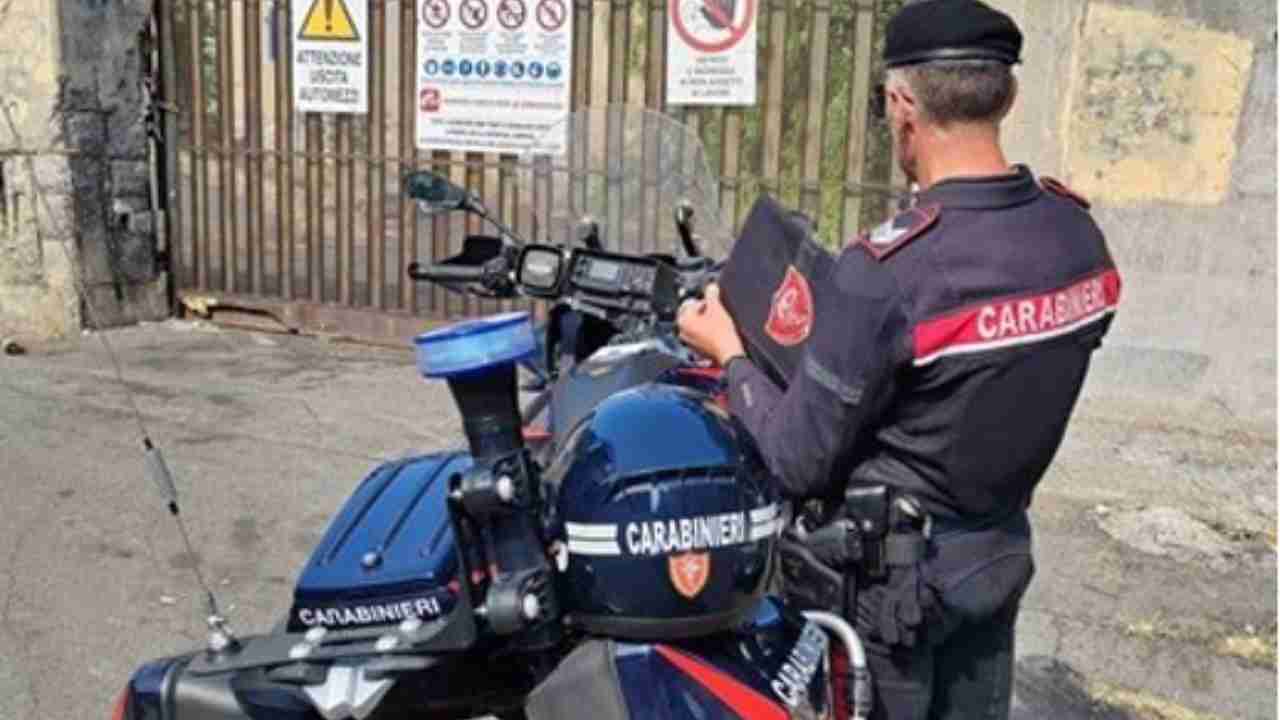 Sorpreso ancora una volta a provare a rubare all’ex “Vittorio Emanuele”: