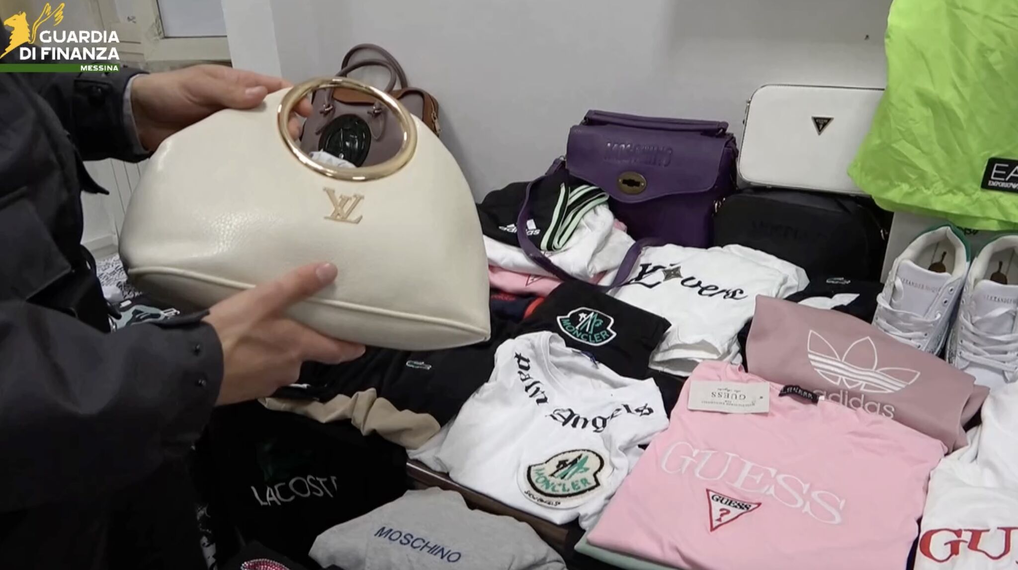 Messina, blitz GdF contro e-commerce del falso