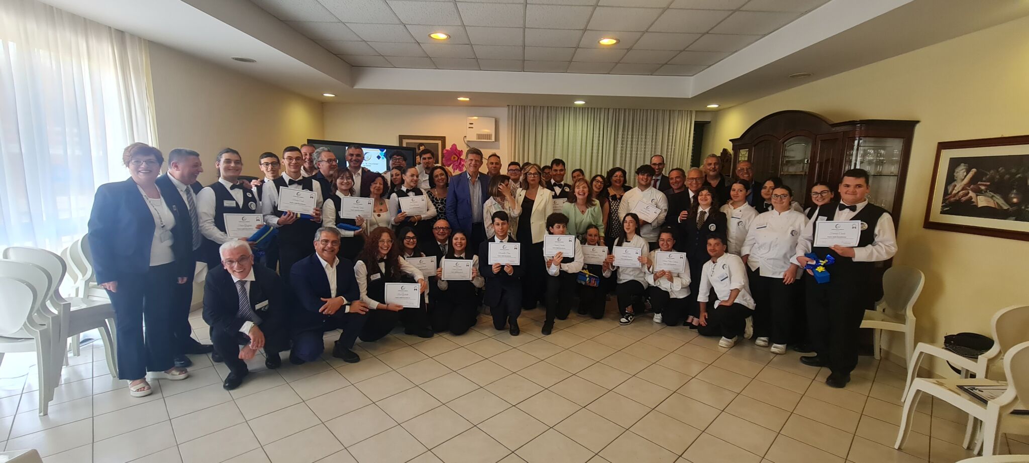 Giarre, Festa delle eccellenze: il “Falcone” vola alto