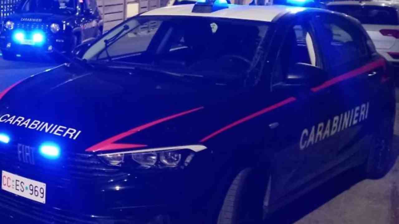 Incendio Lido Esagagono – 20260523 FreePressOnline Fiamme nella notte ad Aci Castello: devastato solarium del Lido Esagono