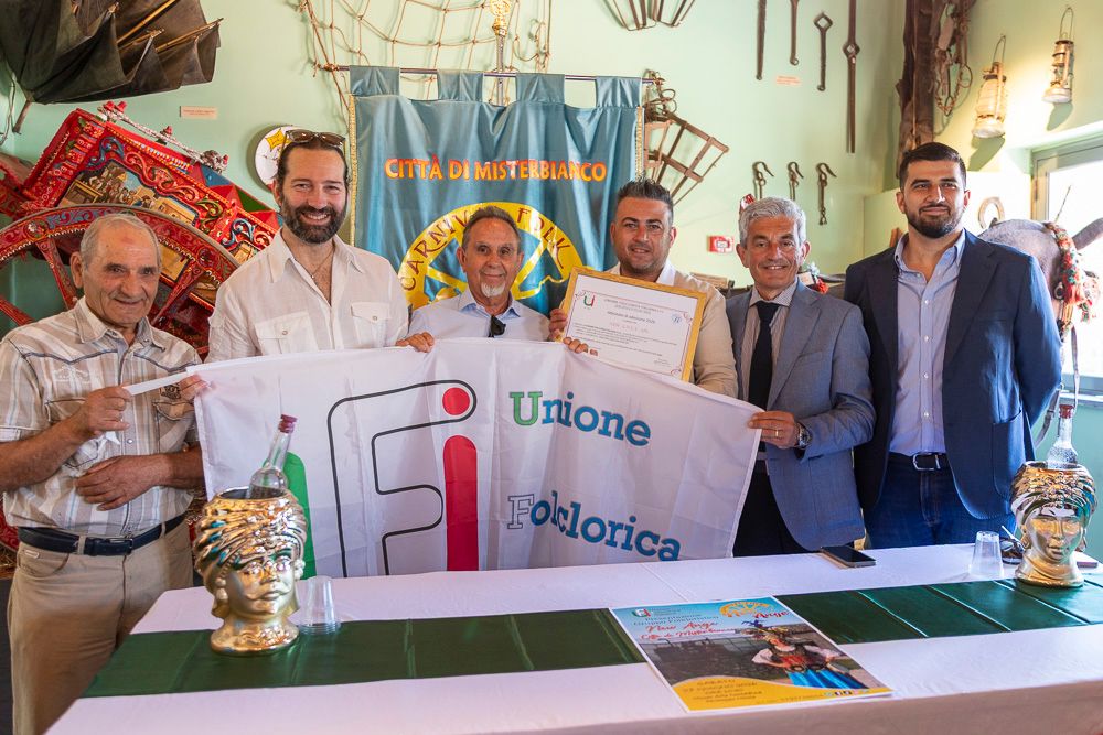 Nasce il gruppo folkloristico “Carnivalfolk New Ange – Città di Misterbianco”