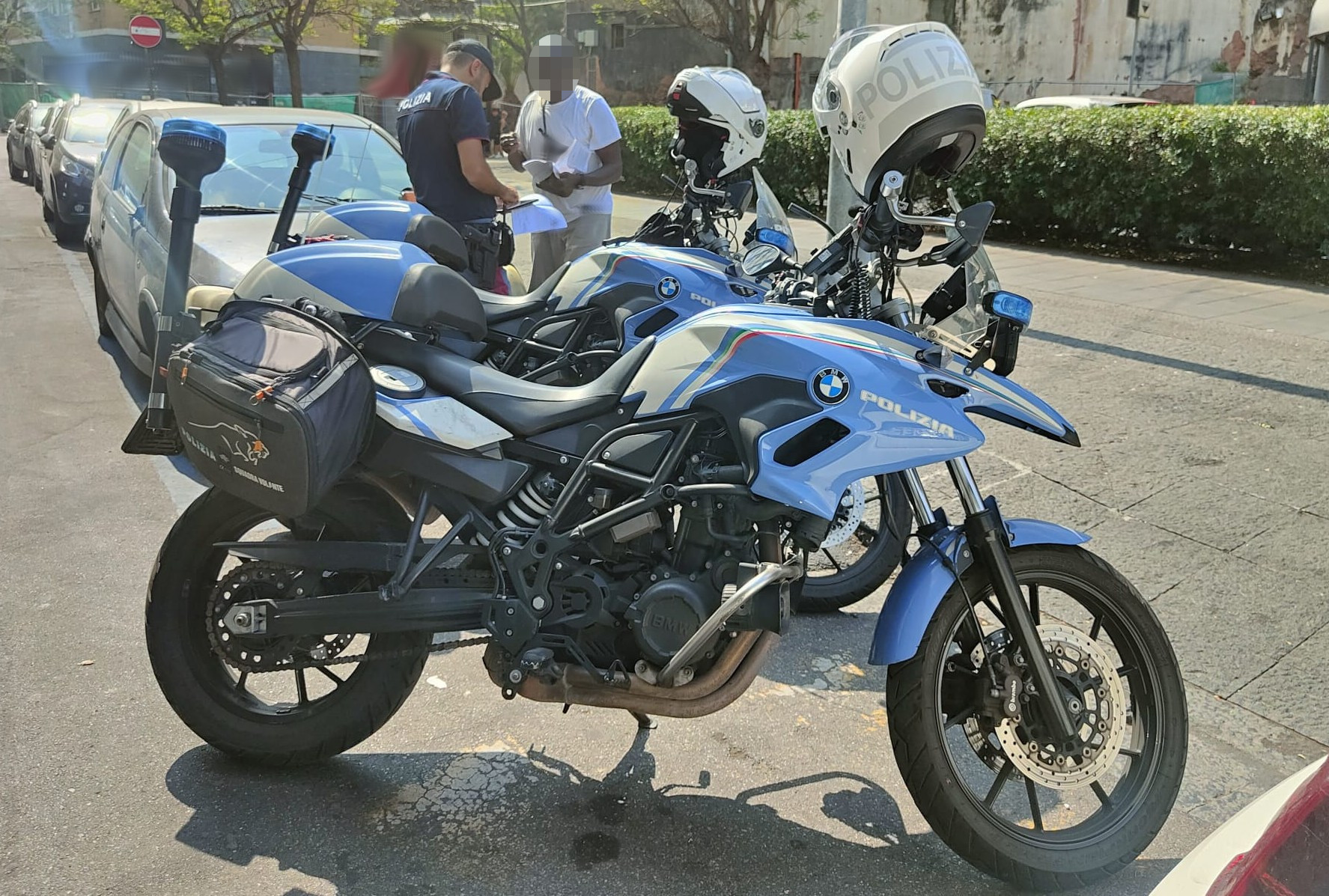 DICHIARA FALSE GENERALITÀ PER NASCONDERE DI ESSERE AI DOMICILIARI. 34ENNE ARRESTATO PER EVASIONE DALLA POLIZIA DI STATO Nome falso ad un controllo perché ai domiciliari
