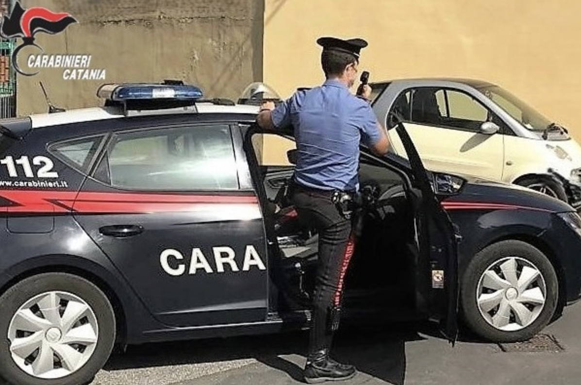 Sorpreso con un’auto rubata in via Giovanni di Prima Sorpreso con un’auto rubata in via Giovanni di Prima