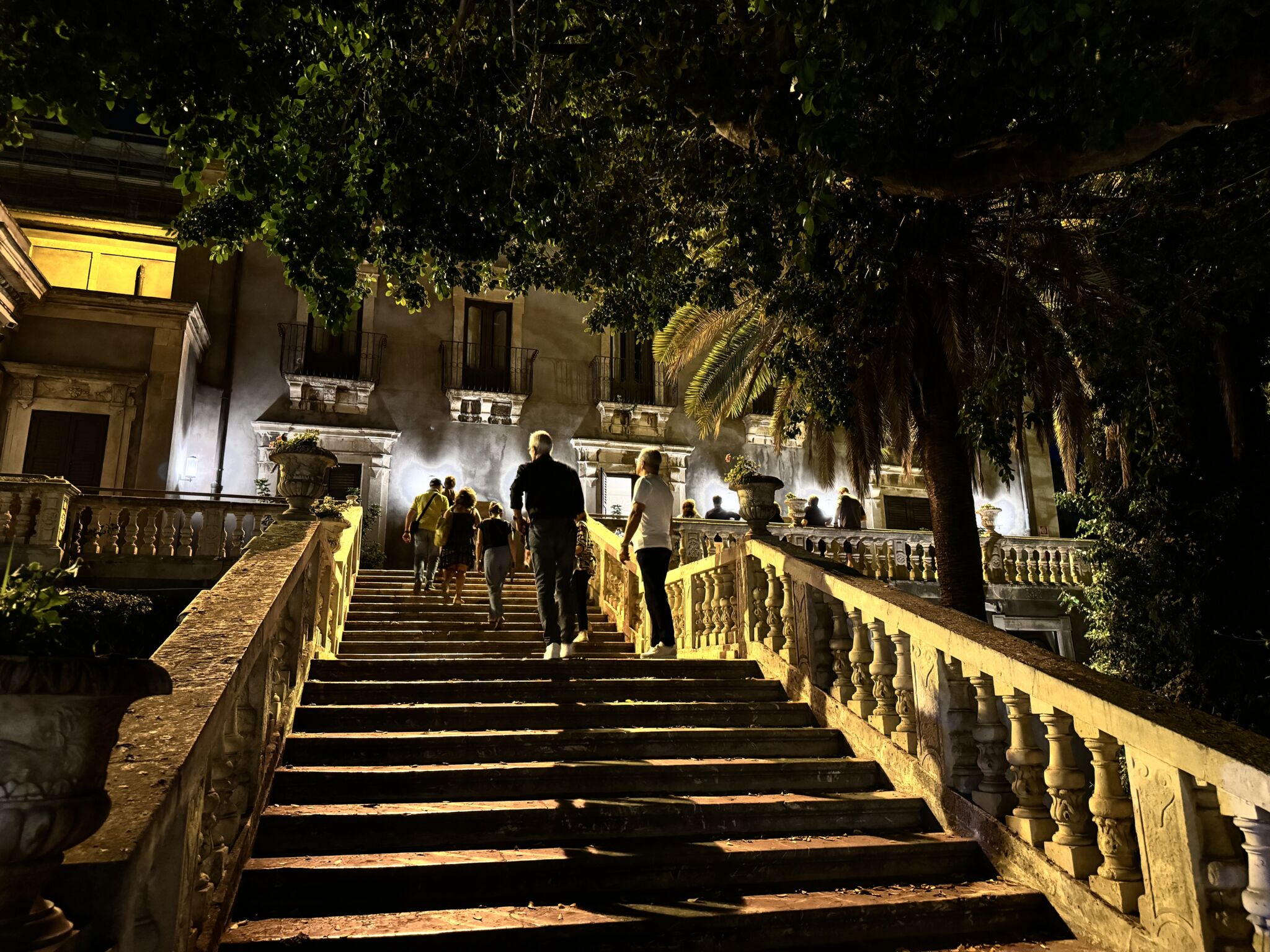 Visite guidate a Villa cerami Officine Culturali, il 27 giugno visite serali a Villa Cerami