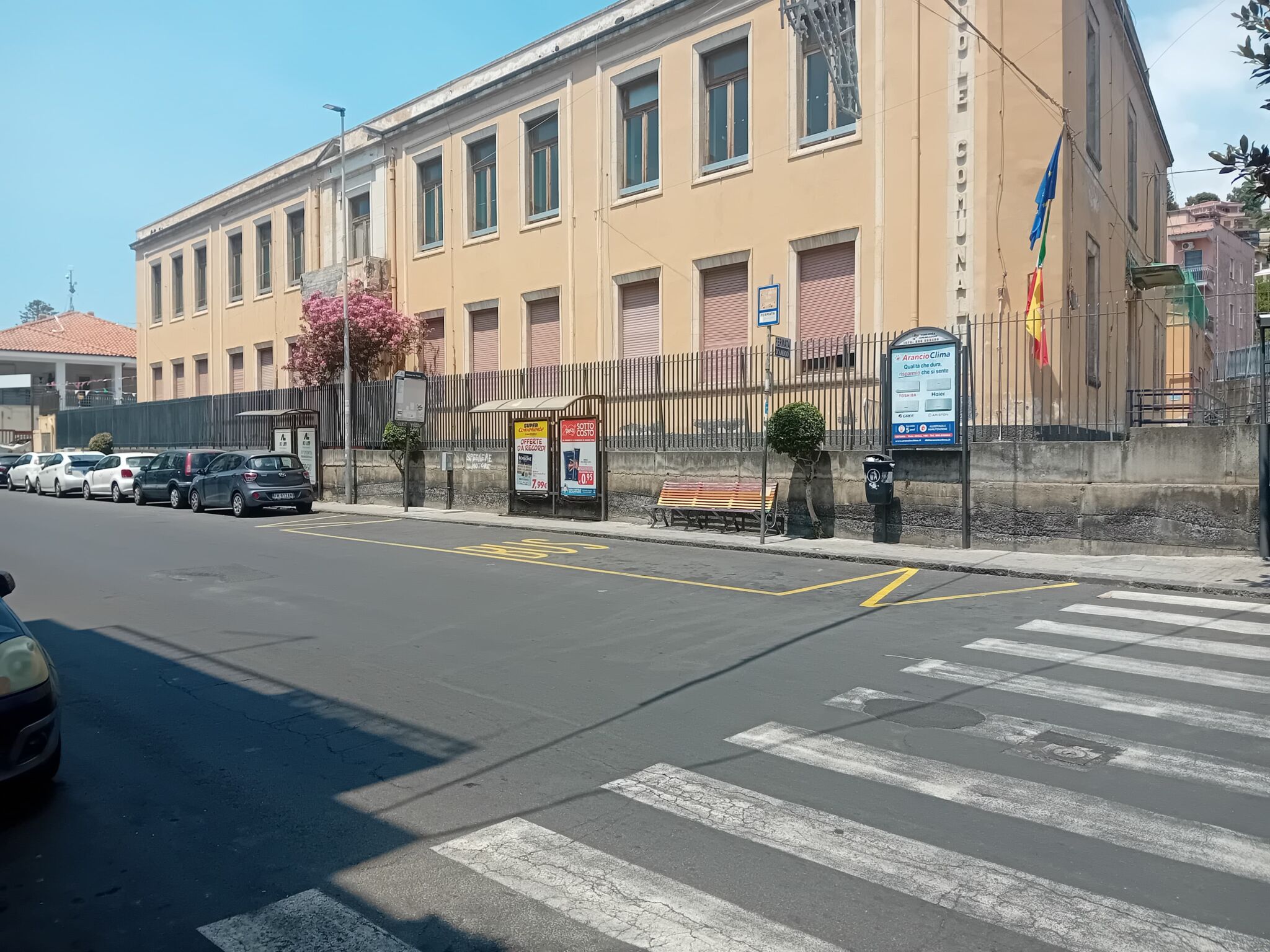 terminal amts Acitrezza, Terminal Amts senza pensilina e senza biglietteria